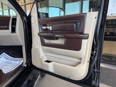 Used 2018 RAM 3500 Laramie Longhorn w/ Convenience Group AWD/4WD image 38