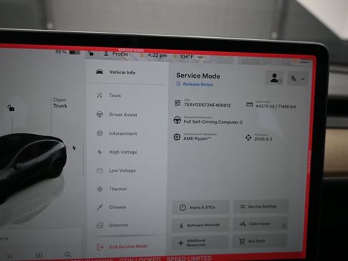 Used 2022 Tesla Model Y Performance AWD/4WD image 16