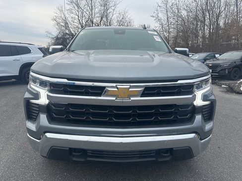 Used 2023 Chevrolet Silverado 1500 LT image 2