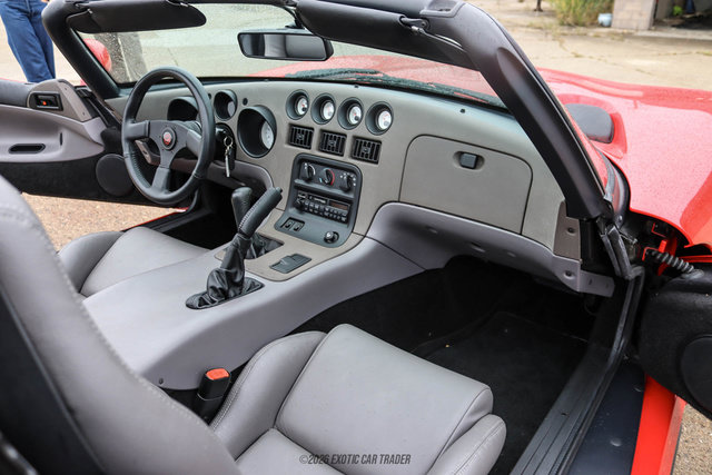 Used 1994 Dodge Viper RT/10 RWD image 47