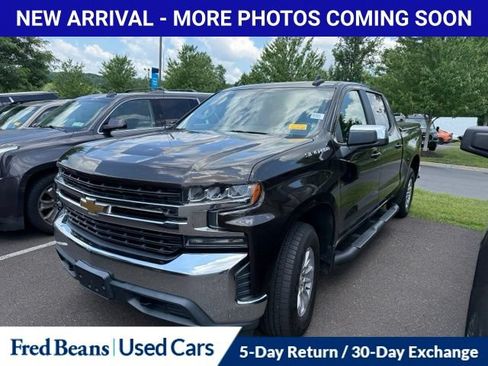 Used 2019 Chevrolet Silverado 1500 LT w/ All-Star Edition AWD/4WD image 3