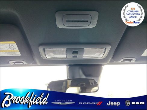 Used 2023 Nissan Frontier SV w/ Midnight Edition Package image 29