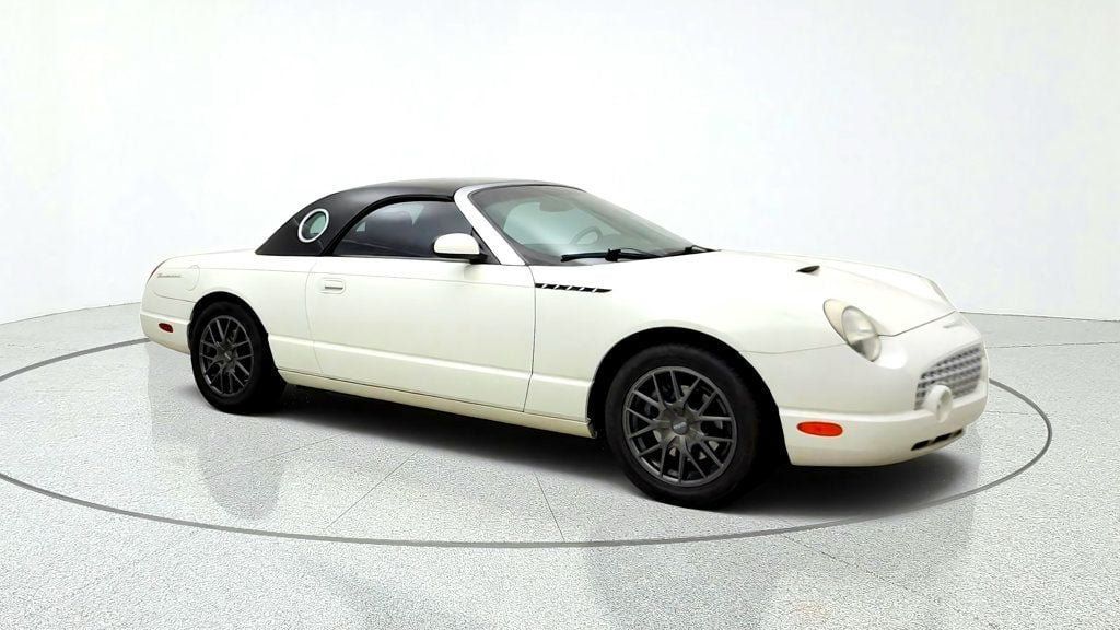 Used 2002 Ford Thunderbird RWD image 3