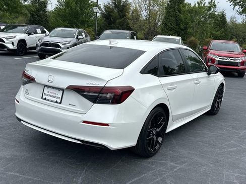 Used 2025 Honda Civic Sport image 4