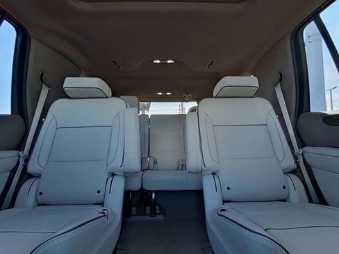 New 2026 GMC Yukon Denali w/ Sun & Power Step Package AWD/4WD image 29