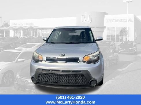Used 2015 Kia Soul + FWD image 10