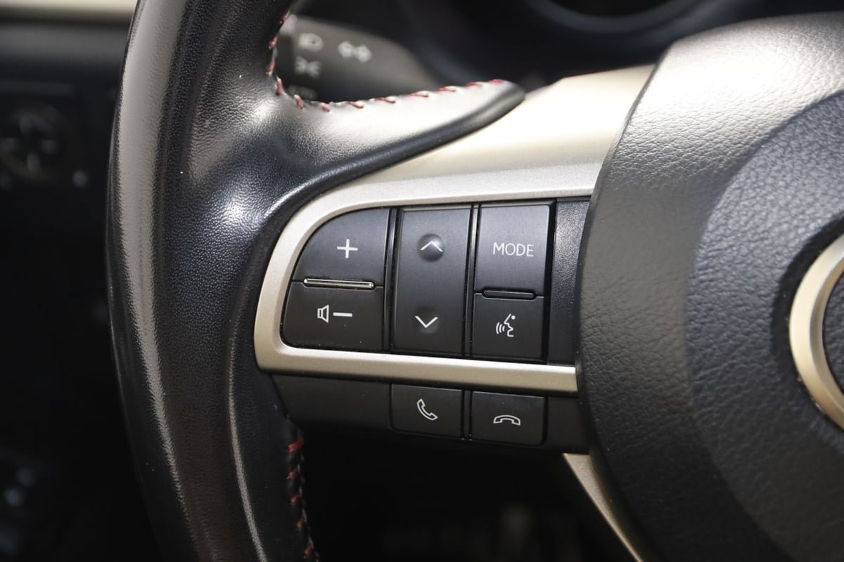 Used 2021 Lexus GX 460 w/ Accessory Package AWD/4WD image 34