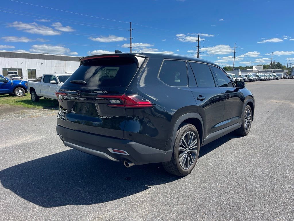 Used 2025 Toyota Grand Highlander AWD Hybrid image 5