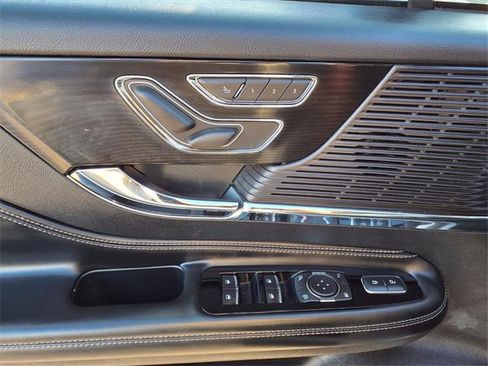 Certified 2022 Lincoln Corsair AWD w/ Equipment Group 101A image 7