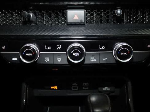 Used 2024 Honda CR-V Sport Touring image 28