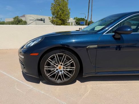 Used 2016 Porsche Panamera 4S w/ Premium Package Plus AWD/4WD image 9