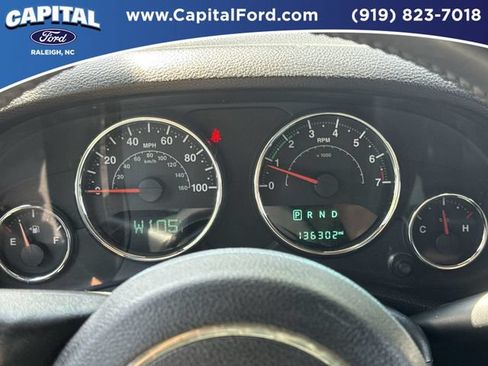 Used 2017 Jeep Wrangler Unlimited Sahara w/ Connectivity Group AWD/4WD image 25