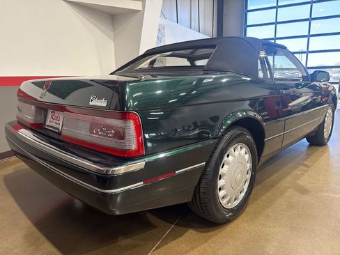 Used 1993 Cadillac Allante image 46