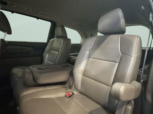 Used 2015 Honda Odyssey EX-L image 12