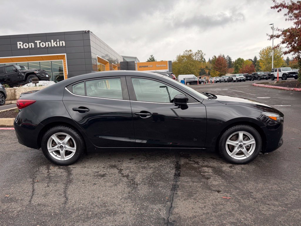Used 2018 MAZDA MAZDA3 Touring FWD image 8