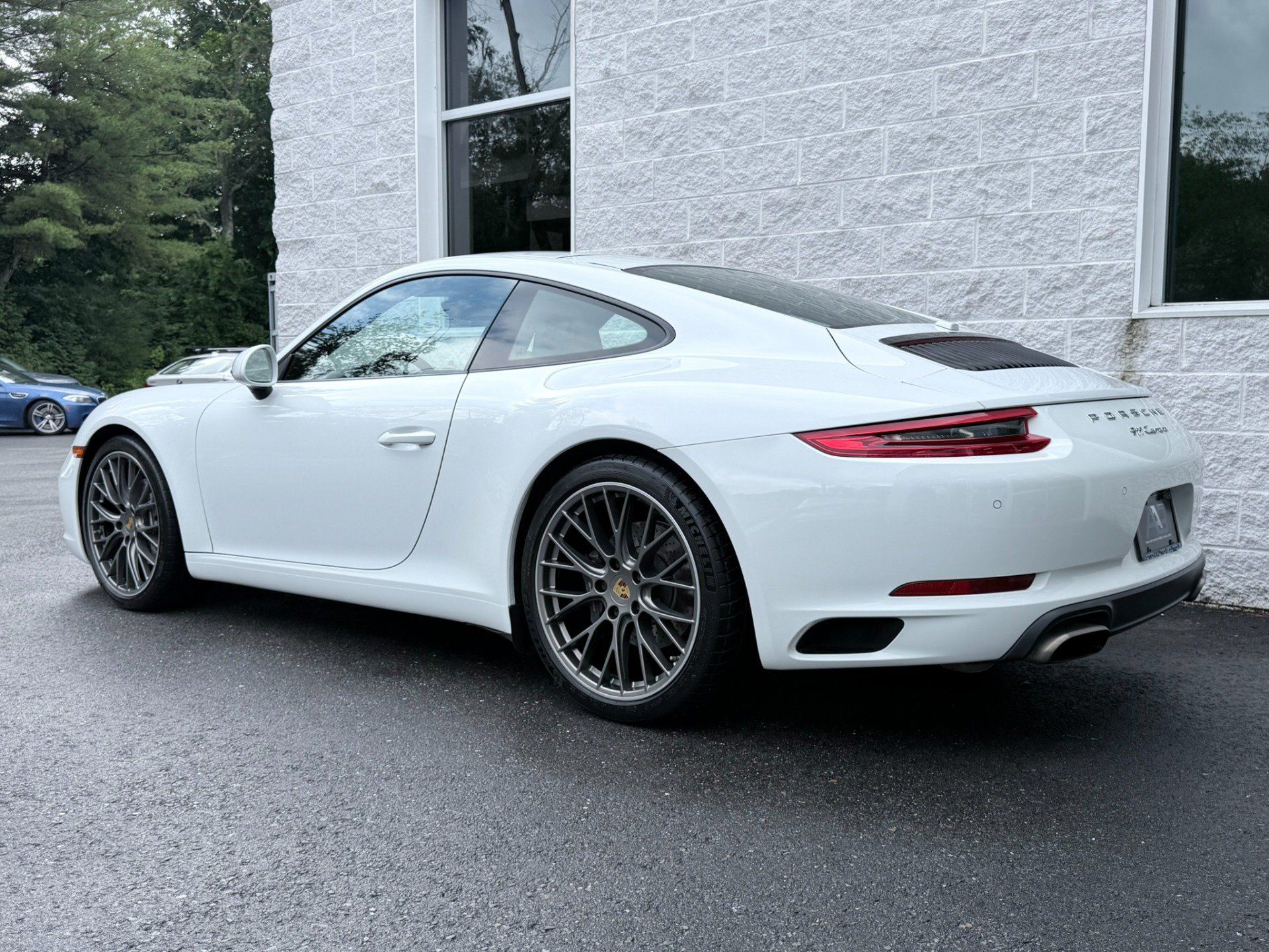 Used 2017 Porsche 911 Carrera 4 AWD/4WD image 10