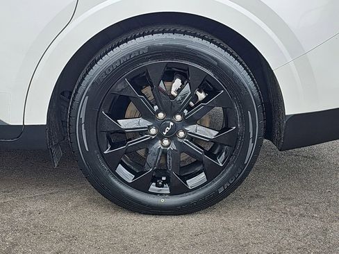 Used 2022 Kia Carnival SX FWD image 35