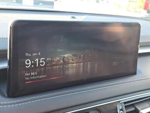 Used 2023 Genesis G70 2.0T image 21