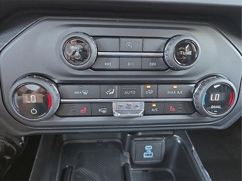 New 2025 Ford Bronco Big Bend image 14