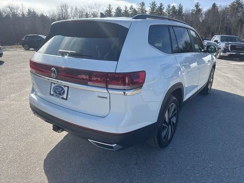 Used 2024 Volkswagen Atlas SE AWD/4WD image 6