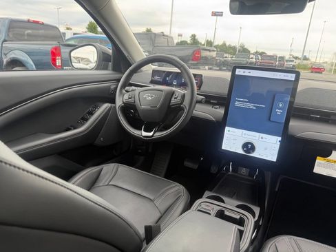 New 2025 Ford Mustang Mach-E Premium AWD/4WD image 46