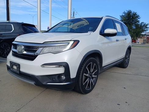 Used 2020 Honda Pilot Touring image 3