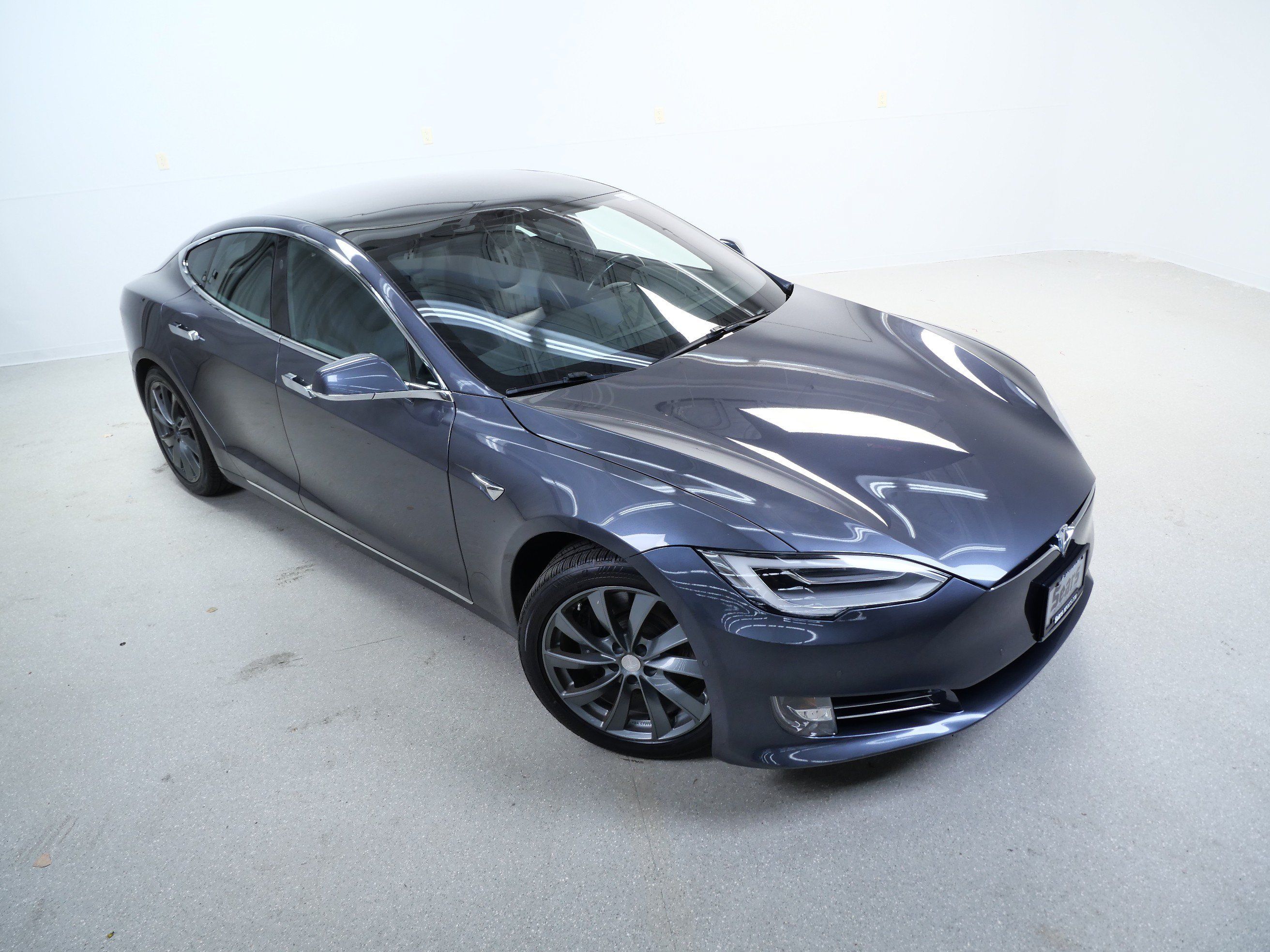 Used 2021 Tesla Model S Long Range Plus AWD/4WD image 4