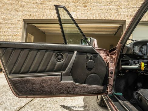 Used 1988 Porsche 911 Carrera RWD image 38