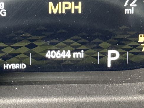 Used 2023 Jeep Wrangler Sahara w/ Cold Weather Group AWD/4WD image 23