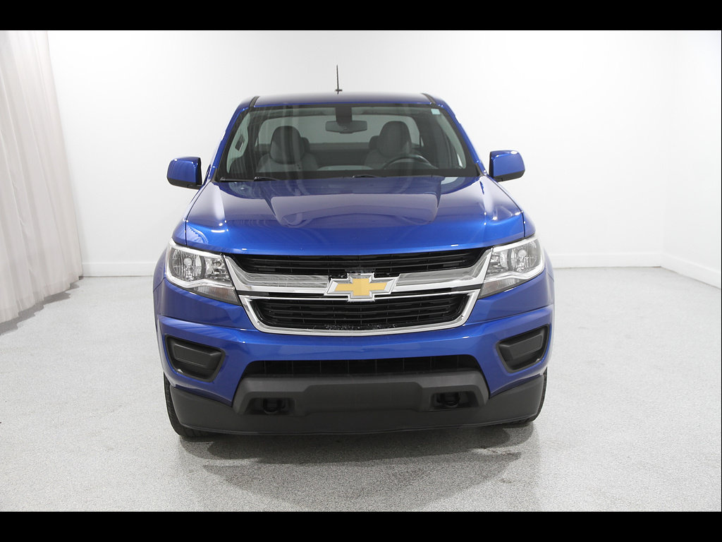 Used 2020 Chevrolet Colorado W/T w/ WT Convenience Package AWD/4WD image 2