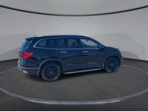Used 2016 Honda Pilot Elite image 2