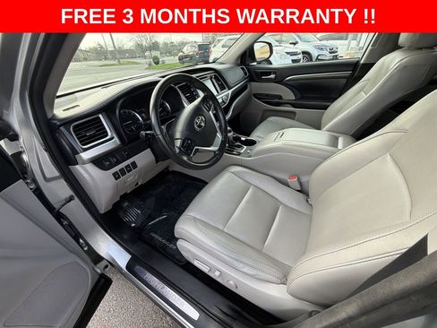 Used 2018 Toyota Highlander Limited image 39