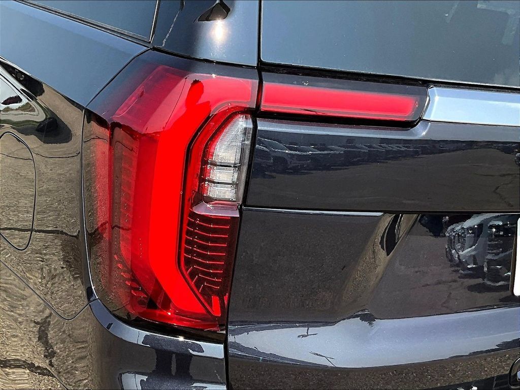 New 2026 GMC Yukon XL Elevation w/ Elevation Premium Package AWD/4WD image 30
