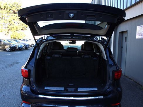 Used 2019 INFINITI QX60 Luxe w/ Essential Package image 28