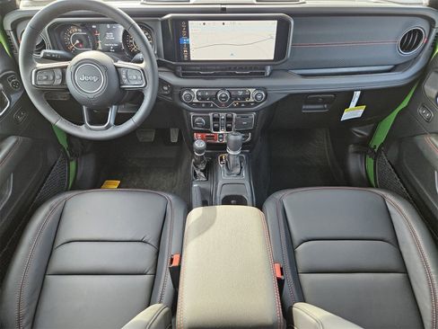New 2025 Jeep Gladiator Rubicon image 26