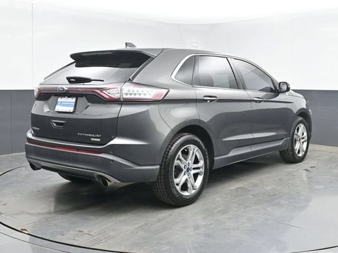 Used 2017 Ford Edge Titanium w/ Technology Package FWD image 10