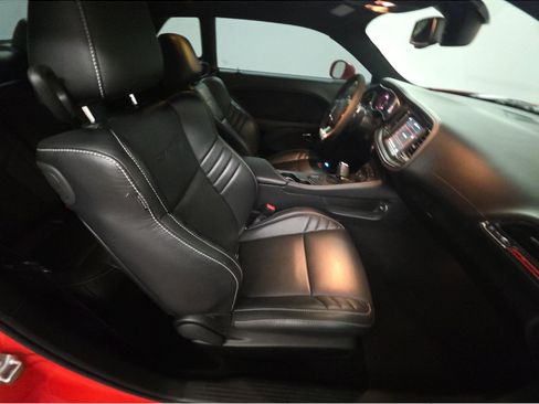 Used 2023 Dodge Challenger SRT Hellcat RWD image 8