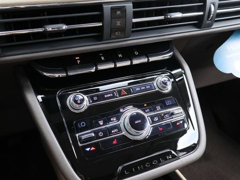Used 2020 Lincoln Corsair FWD image 18