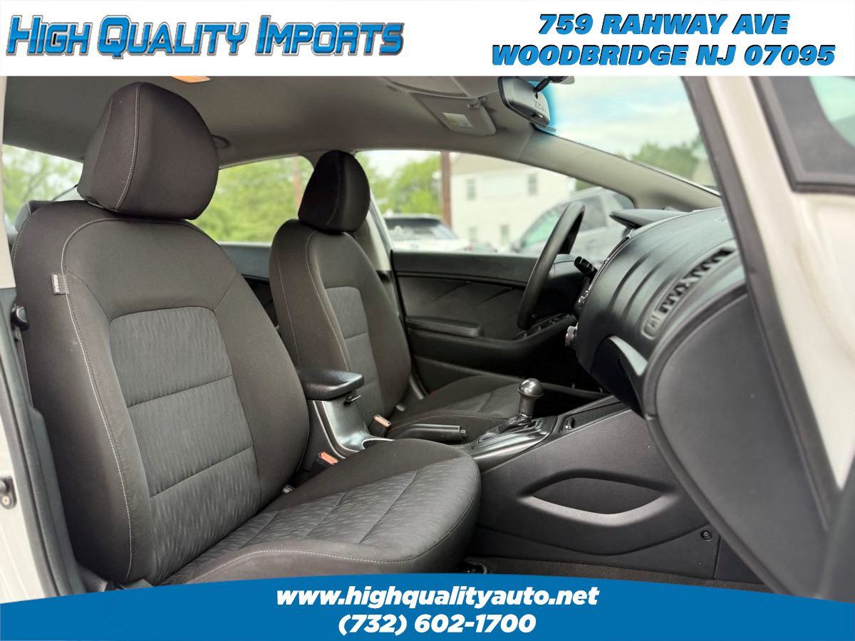 Used 2016 Kia Forte LX FWD image 22