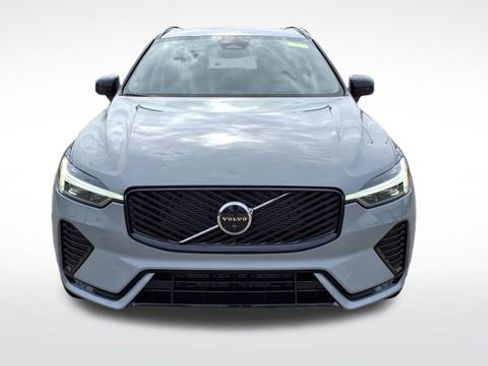New 2026 Volvo XC60 B5 Ultra w/ Climate Package image 2