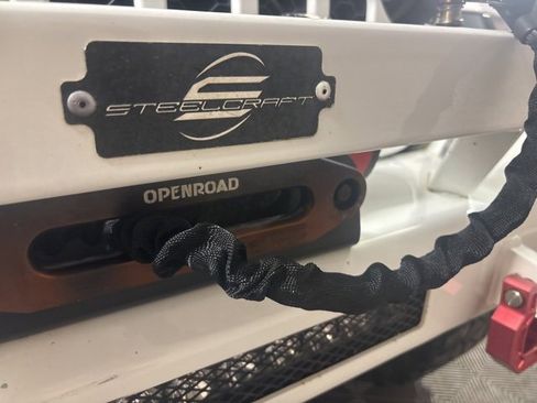 Used 2021 Jeep Gladiator Willys image 15