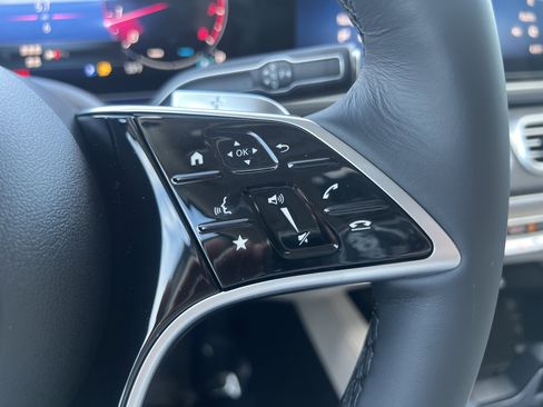 New 2026 Mercedes-Benz GLE 450 450 4MATIC image 17