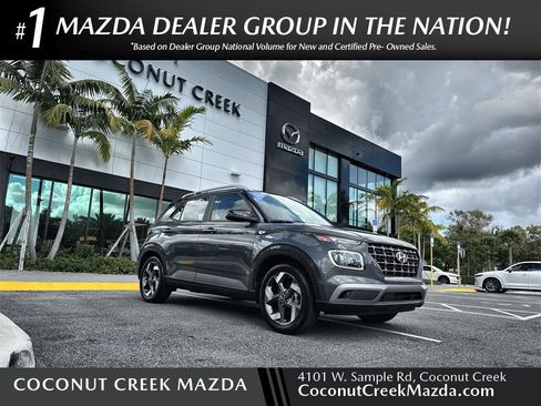 Used 2024 Hyundai Venue Limited image 1
