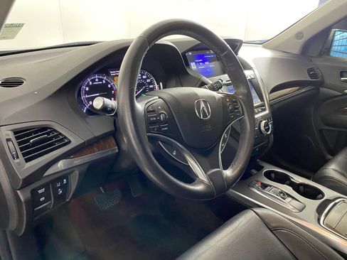 Used 2017 Acura MDX w/ Technology & Entertainment image 4