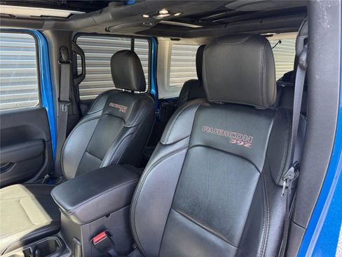 Used 2021 Jeep Wrangler Unlimited Rubicon w/ Trailer Tow Package AWD/4WD image 5