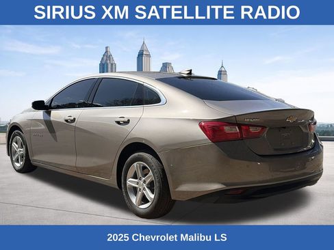 Used 2025 Chevrolet Malibu LS image 3