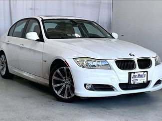 Used 2011 BMW 328i Sedan video 1