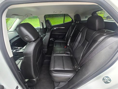 Used 2024 Buick Envision Preferred AWD/4WD image 17