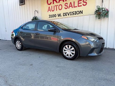 Used 2016 Toyota Corolla L FWD image 2