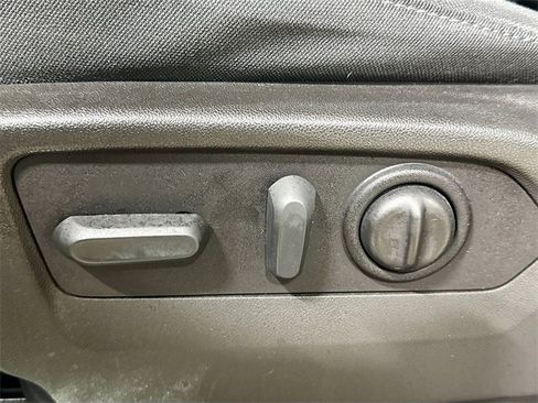 Used 2021 Chevrolet Silverado 1500 LT Trail Boss w/ Bed Protection Package image 19